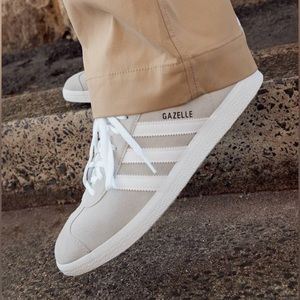 Adidas Womens Gazelle Casual Sneakers IF0917